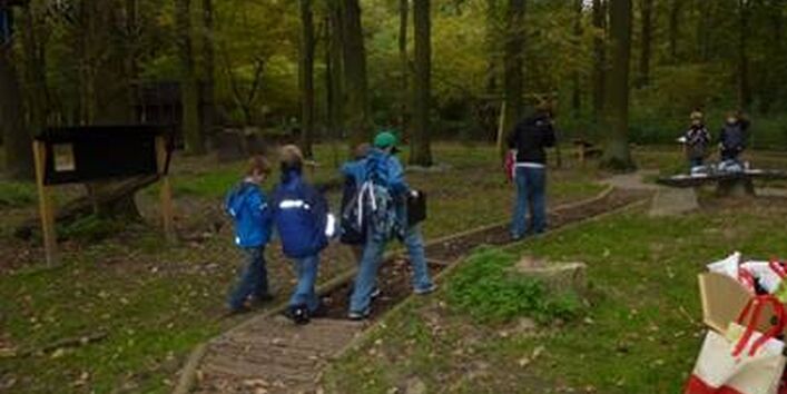 KITZ.do-Forscherstation Bodenfühlpfad