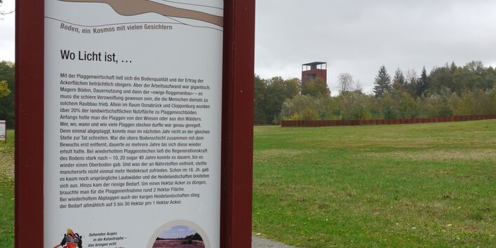 Foto einer Tafel auf dem Erlebnispfad