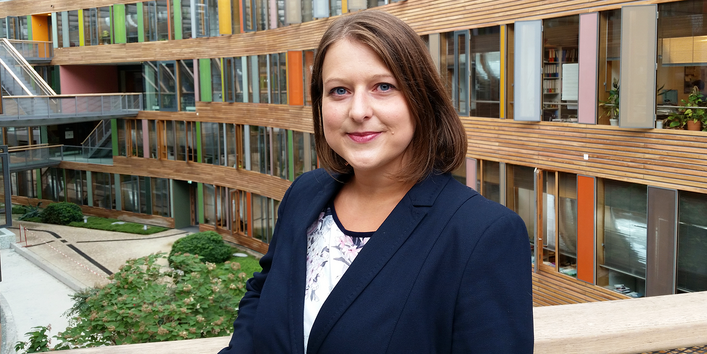 Isabel Wagner im UBA-Gebäude Dessau-Roßlau