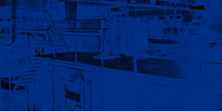 Ofenhaus mit Beschickungswagen