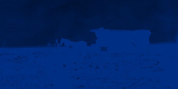 Anfahrt von Abfallsäcken aus dem Wechselbodensystem mit dem Pferdewagen