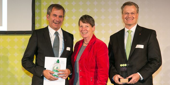 Bundespreis Ecodesign 2014 Dr. Barbara Hendricks mit den Preisträgern der Werner & Merz GmbH 