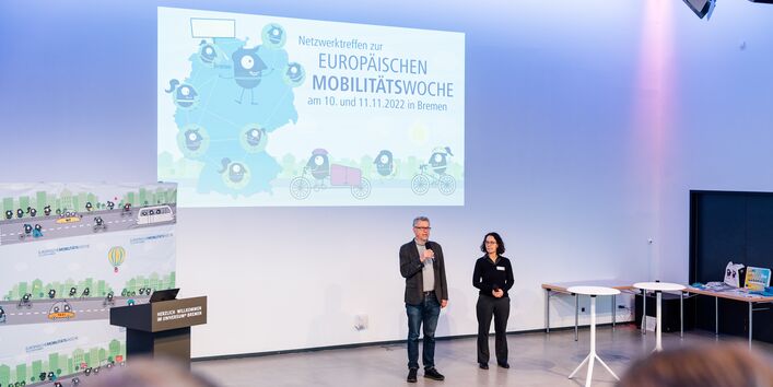 zwei Redner eröffnen