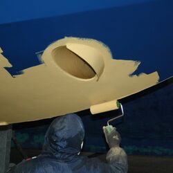 Beispiel Zingst, Applikation des Haftvermittlers (gelb) auf dem Primer (blau) 