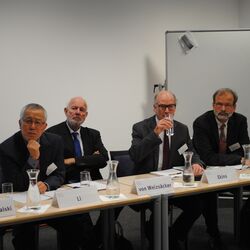 Shaoyi Li Head, Ernst Ulrich von Weizsäcker, Paul Ekins, Stefan Bringezu