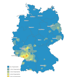 Die Karte zeigt die Anzahl der Tropennächte in Deutschland im Jahr 2015. In diesem Jahr gab es in einzelnen Regionen bis zu 13 Tropennächte. 