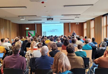 UBA-Vizepräsidentin Prof. Dr. Lilian Busse eröffnet den „Tag der Forschung“ 