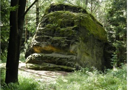 Foto einer typischen Felsformation der Region