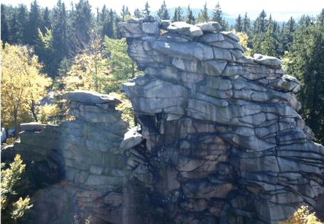 Foto der Wollsäcke der Greifensteine, entstanden durch Verwitterung