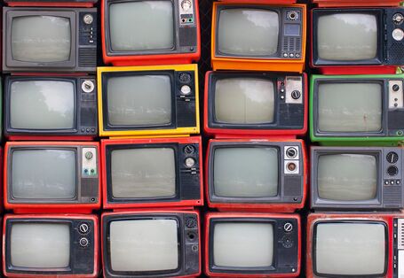 Alte Fernsehgeräte