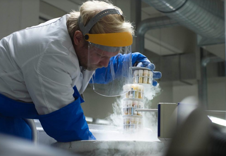 Einlagerung von Proben bei -150°C