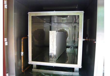 Gipskartonplatten in einer Emissionsprüfkammer