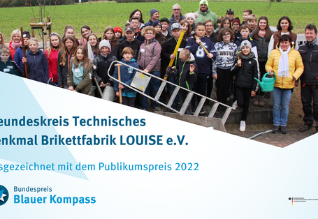 Das Bild zeigt das Projektteam des Projektes "Leuchturm Luise"