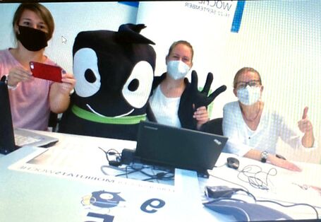 Die drei Mitglieder der Nationalen Koordinierungsstelle sitzen im UBA-Dessau für das Online-Seminar