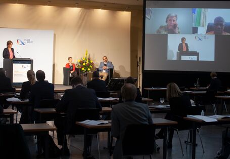 Katrin Prüfig, Ninja Reineke (CHEM Trust Europe e.V.), Holger Koch (Institute for Prevention and Occupational Medicine of the German Social Accident Insurance Institute of the Ruhr University Bochum, IPA, Germany), Antonia Calafat (Centers for Disease Control and Prevention, CDC, USA), Sam Adu-Kumi (Environmental Protection Agency, EPA, Ghana)