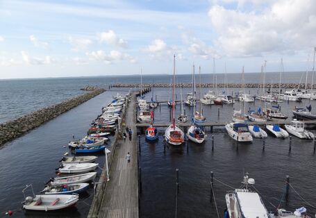 Den Yachthafen von Sassnitz