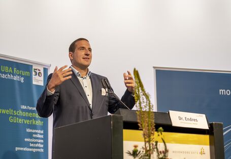 Keynote durch Dr. Klaus Endres (Vorstand R+V Versicherung AG)