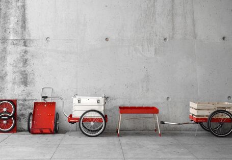 Makes shopping by bike or on foot fun, and saves resources too: the multifunctional H tour trailer.