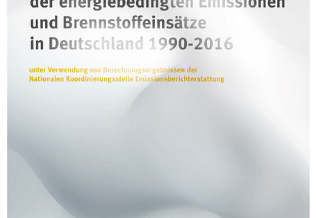 Cover der Publikation "Übersicht zur Entwicklung der energiebedingten Emissionen und Brennstoffeinsätze in Deutschland 1990 – 2014", der Hintergrund zeigt eine künstlerische Verfremdung wabernder Gase, unten das Logo des Umweltbundesamtes