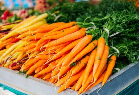 Perfect carrots, uniform cabbages – trade specifications go beyond legal requirements 