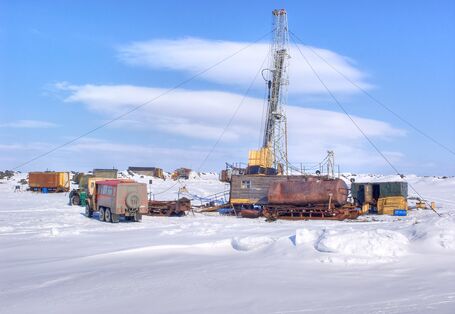 Probebohrungen nach fossilen Brennstoffen in der Arktis