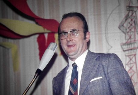 Das UBA war für von Lernser ein „Amt neuen Stils“ und das war mehr als eine Floskel. Er bemühte sich, hierarchische Schranken abzubauen, etwa indem er Rücksprachen nicht nur mit den Vorgesetzten, sondern auch mit den fachlich verantwortlichen Mitarbeit