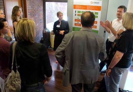 Diskussion vor dem rebeam-Poster