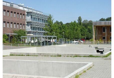 Cover Zentrum für Wasser- und Chemikalienforschung Berlin-Marienfelde