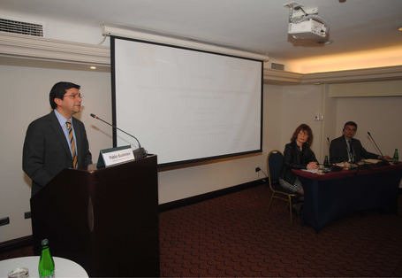 Chiles Umweltminister Pablo Badenier bei seiner Eröffnungsrede zum Workshop