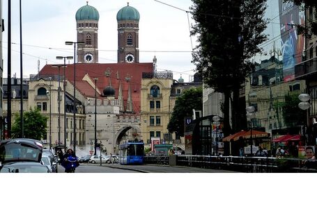  Dom zu Unserer Lieben Frau in der Münchner Altstadt, häufig auch Frauenkirche genannt