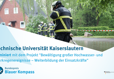 Freiwillige Feuerwehr im Einsatz bei einem Hochwasser.