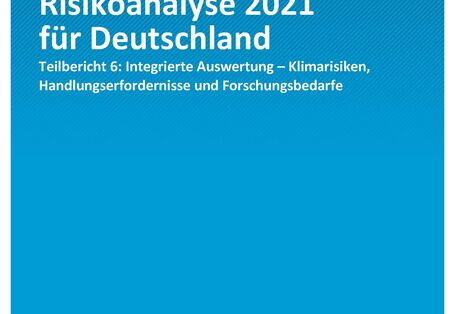 Titelseite der Publikation Climate Change 25/2021 Klimawirkungs- und Risikoanalyse 2021 für Deutschland: Integrierte Auswertung – Klimarisiken, 