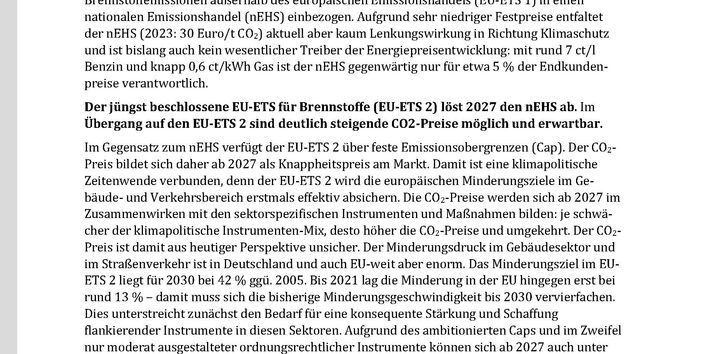 Cover des Factsheets "CO2-Preis im Gebäude- und Verkehrsbereich effektiv und sozialverträglich gestalten"
