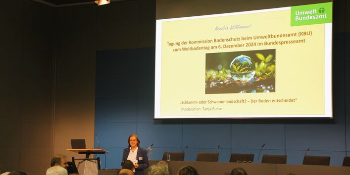 Ca. 100 Personen nahmen an der KBU Fachtagung im Bundespresseamt Berlin teil. 