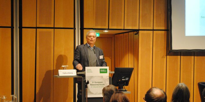 Senior Adviser for Sustainable Development in the European Political Strategy Centre (EPSC), European Commission