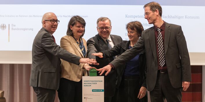 Billen (BMJV), Dr. Flachsbarth (BMEL), Dr. Eiden (BLE), Krautzberger (UBA), Horn (BMUB)