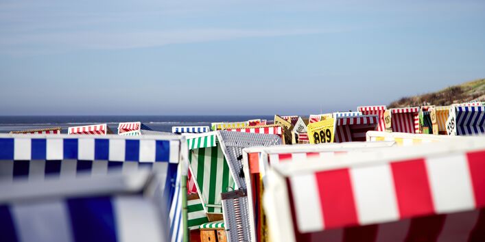 Strandkörbe an Ostseestrand