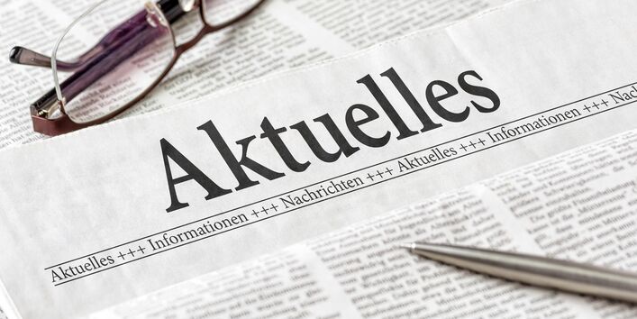 Seite einer Zeitung mit der Überschrift Aktuelles