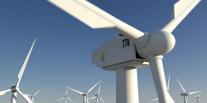 weiße Windrad-Rotoren vor blauem Himmel