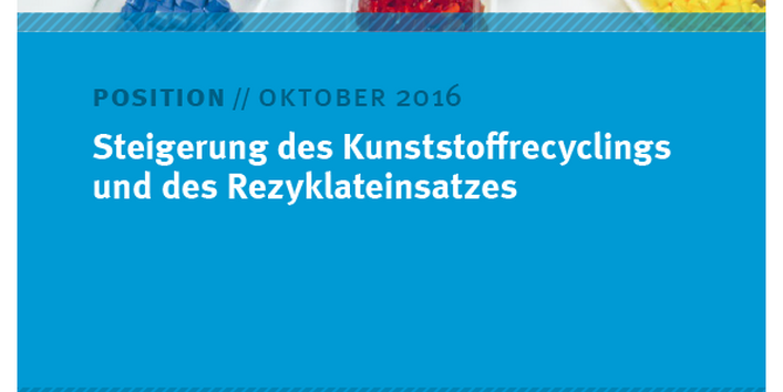 Cover einer Publikation, das Bild zeigt verschiedenfarbige Kunststoffstückchen