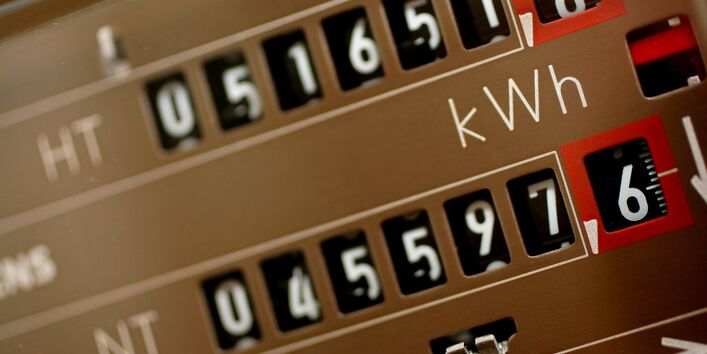Nahaufnahme eines Stromzählers