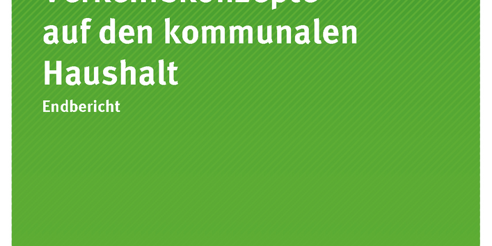Cover der Publikation "Effekte umweltorientierter Verkehrskonzepte auf den kommunalen Haushalt" (weiße Schrift auf grünem Grund)