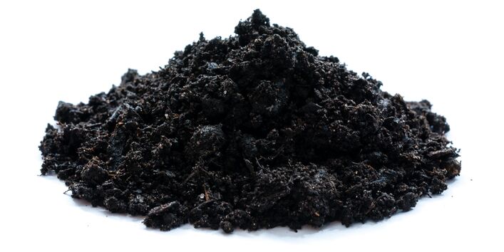 aufgehäufte Biokohle