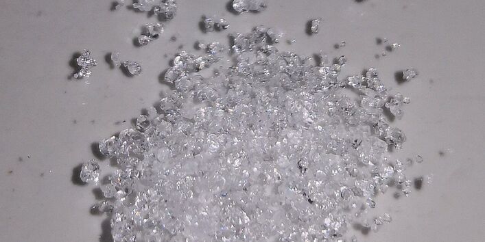 Ammoniumnitratkristalle 