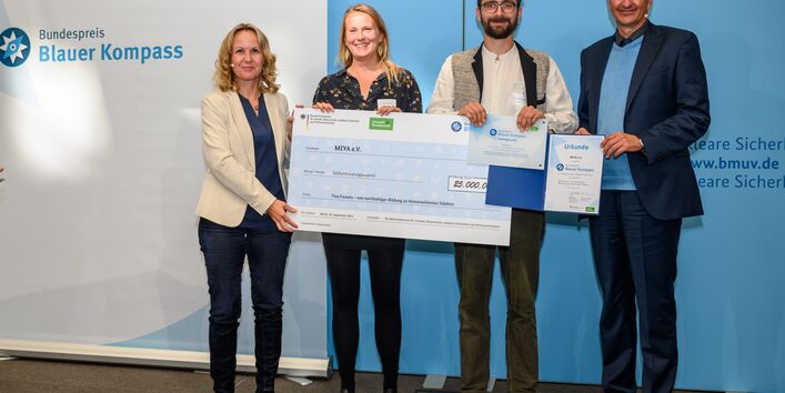 Das Projekt "Tiny Forests – von nachhaltiger Bildung zu klimaresilienten Städten" von MIYA e.V. aus Brandenburg wurde ebenfalls als bester Verein ausgezeichnet.