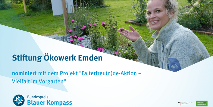 Auf dem Bild ist eine Frau vor einem Musterbeet im Ökowerk Emden zu sehen.