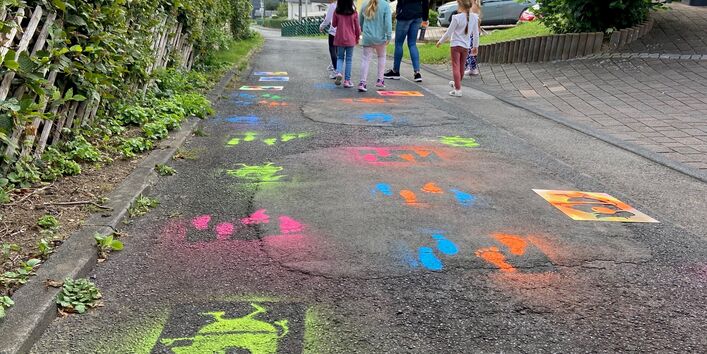 Sprüh-Schablonen-Set im Einsatz