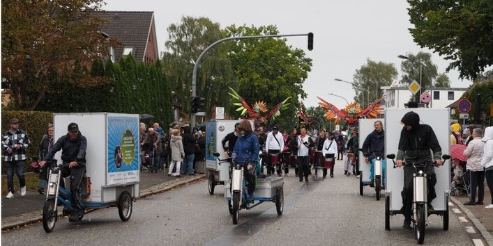 Boot auf der Straße