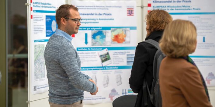   1. Nationale Konferenz „Klimaanpassungsdienste – Klimavorsorge in der Praxis“