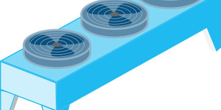 Blaues Modell eines Rückkühlers im Supermarkt.